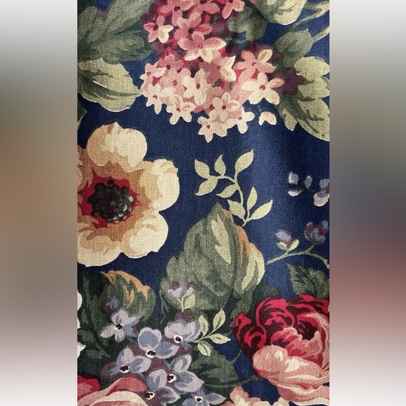 2 Yards 54" Wide Unpholstery Fabric Raymond Waites Antique Garden Pattern Floral - Picture 3 of 6
